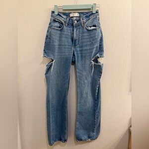 ABERCROMBIE & FITCH The Baggy Mid-Rise Distressed Denim Sz 24
